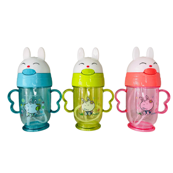 Feeding Cup With Straw